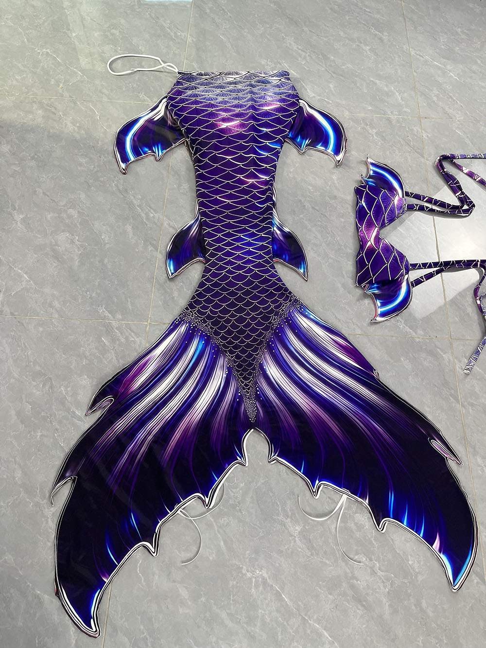 Colorful Dreamy Mermaid Tail A - đánh giá và giá Aquarium & Marine Museum Universiti Malaysia Sabah Kota Kinabalu Sabah