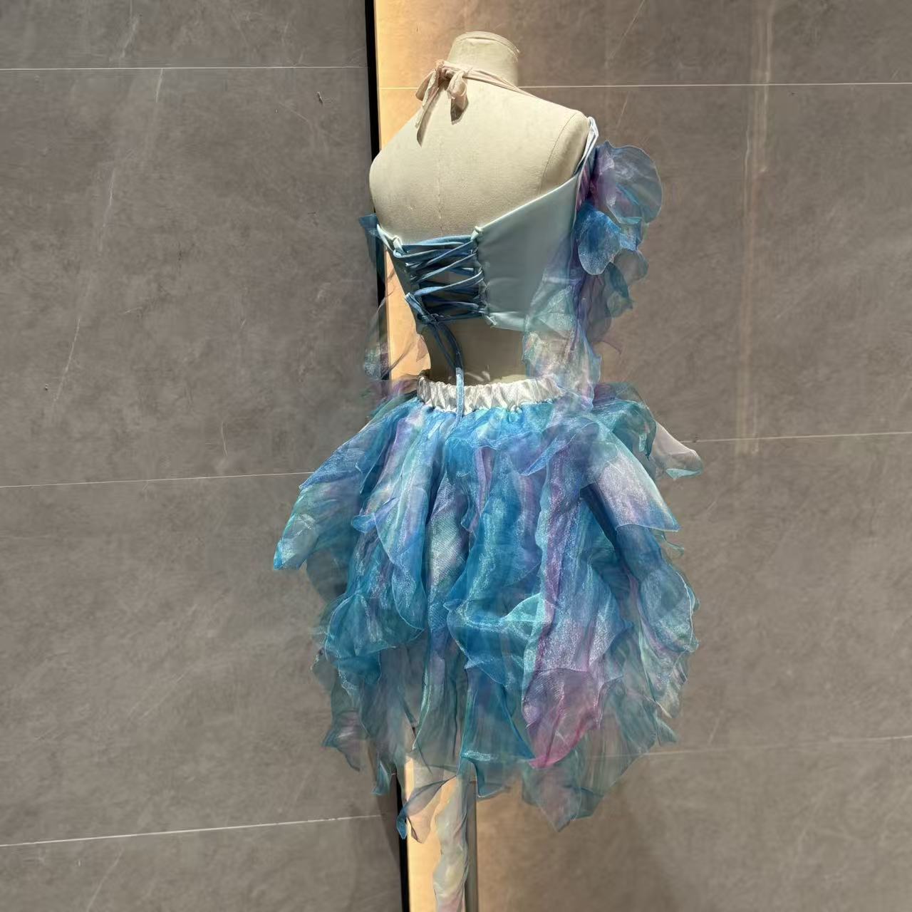 Mermaid Water Dance Skirt Prin - đánh giá và giá Aquarium & Marine Museum Universiti Malaysia Sabah Kota Kinabalu Sabah